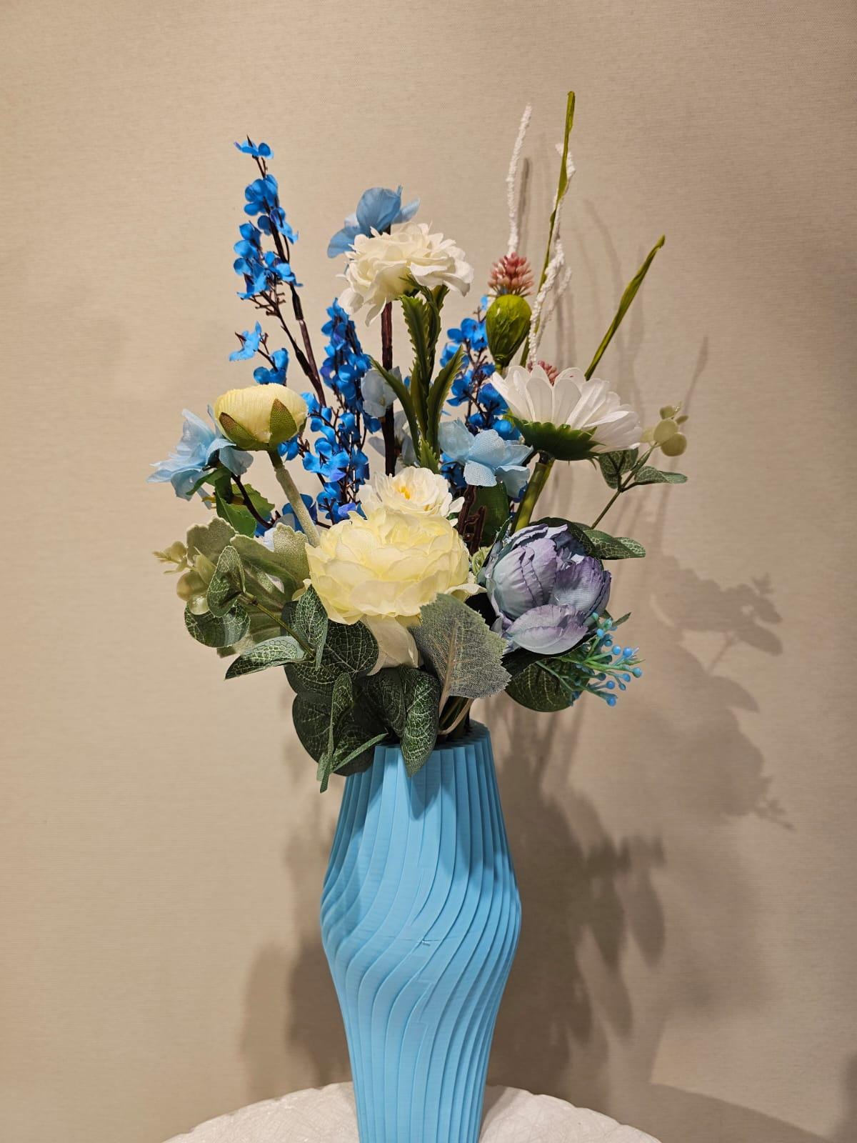 Ribbed Wave Vase