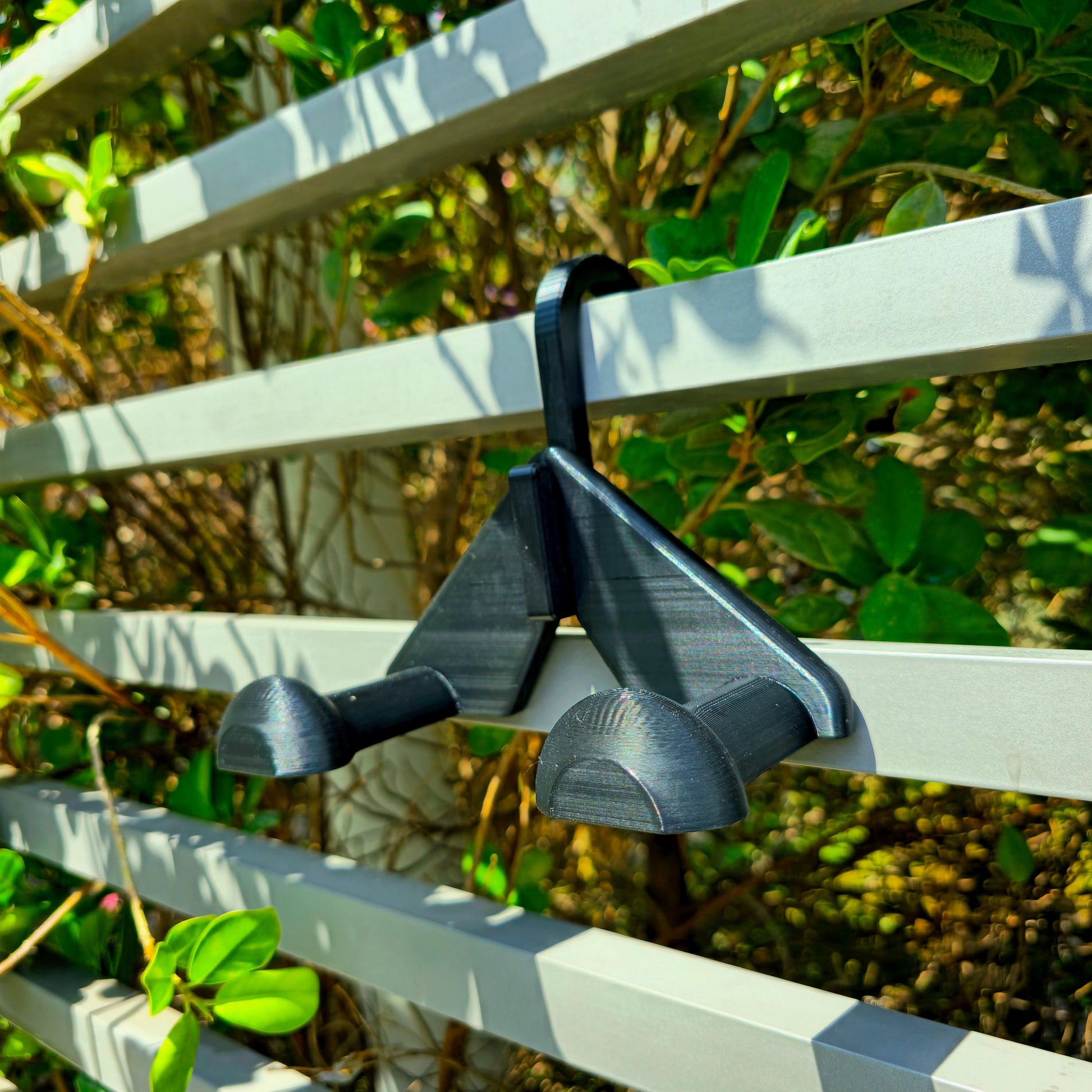 Shoe Drying Hanger – Attaches to Radiators, Doors, or Racks