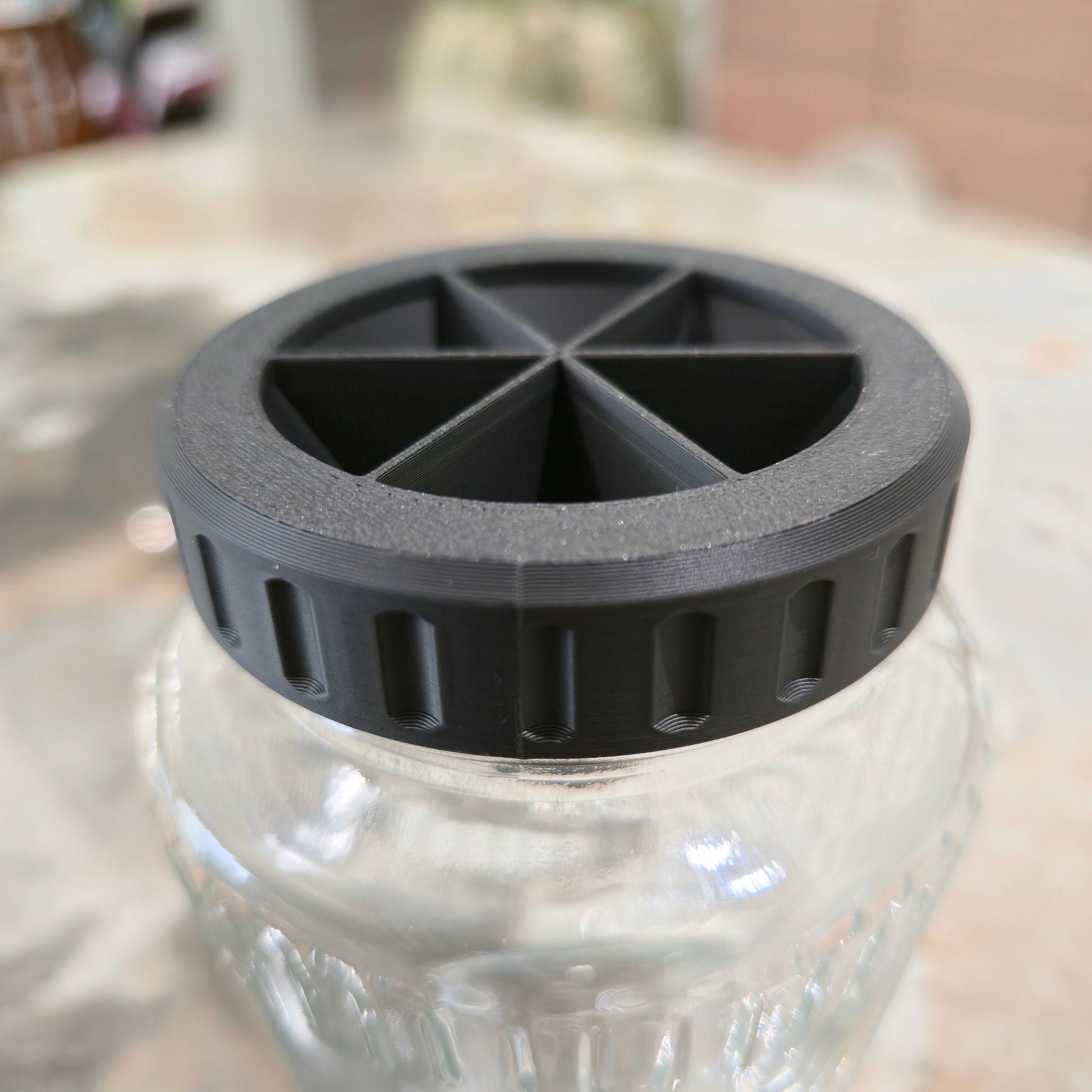 Mason Jar Lid: Fruit Fly Trap