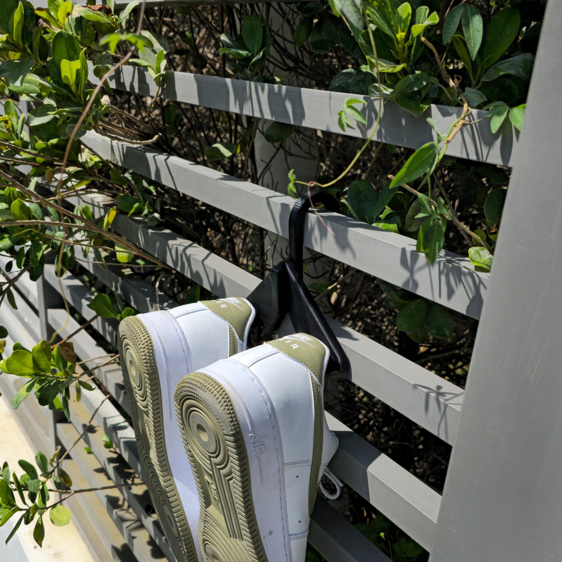 Shoe Drying Hanger – Attaches to Radiators, Doors, or Racks