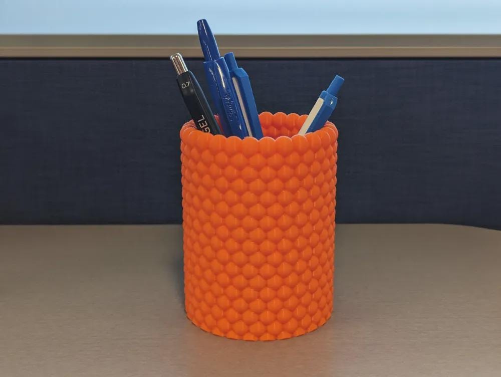Bubbly Pencil Holder – Colorful Desk Organizer for Pens & Brushes
