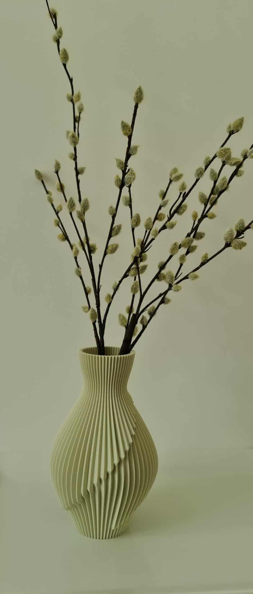 Minimalist Decorative Flower Vase for Home, Shelf & Table Decor